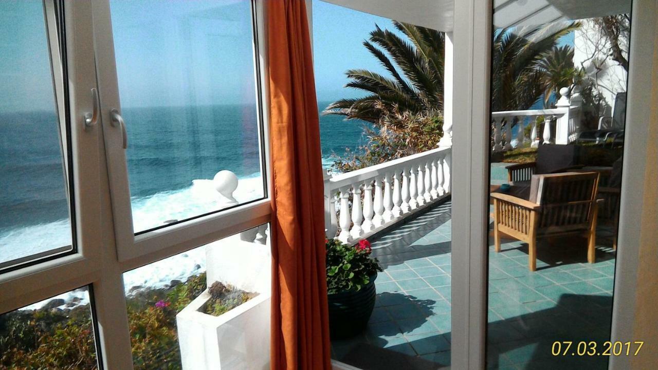 Apartment La Pardela Oceanfront *